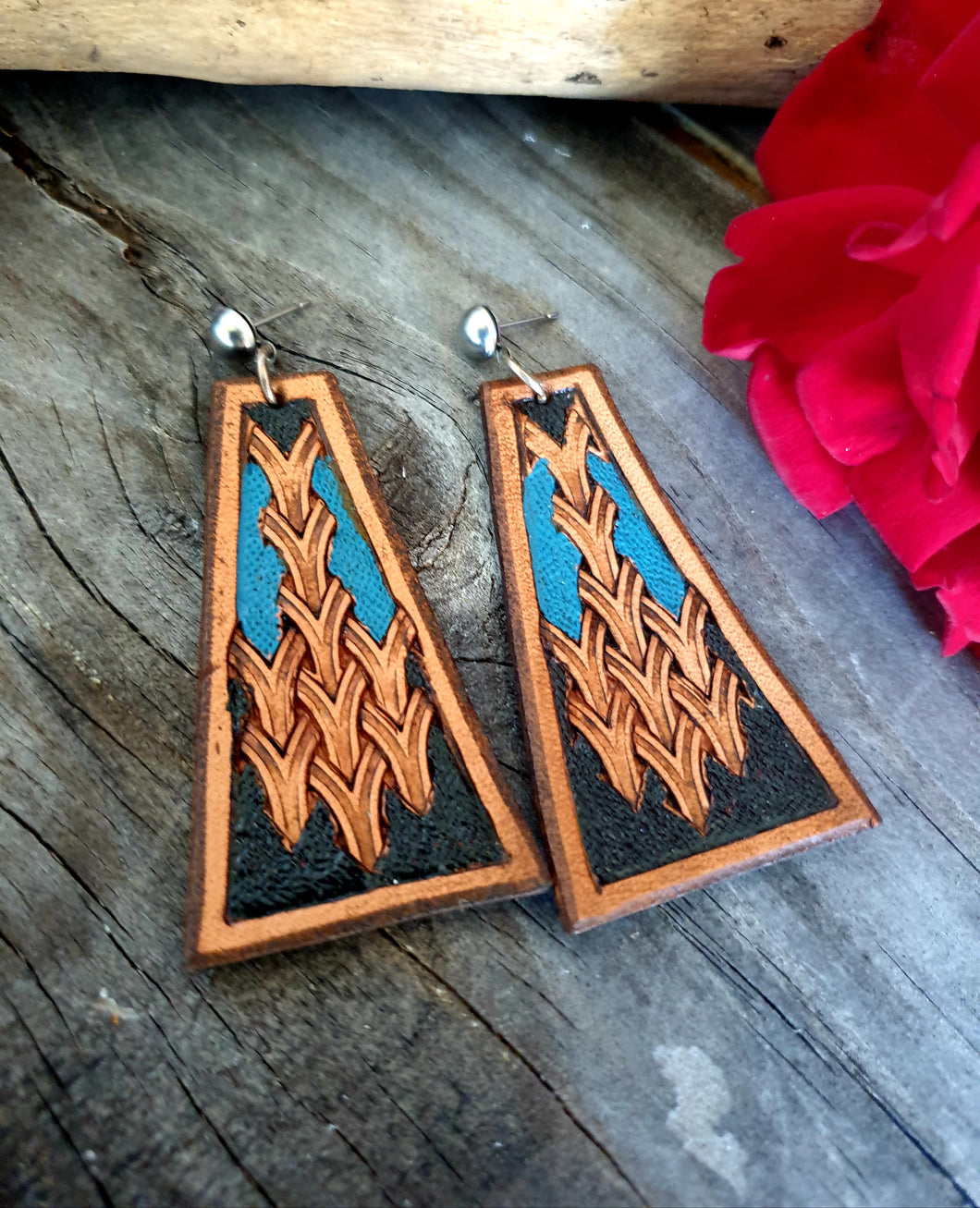 000033 Leather Earrings