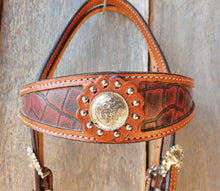 Load image into Gallery viewer, WIDE BUCKAROO STYLE BROWBAND HEADSTALL
