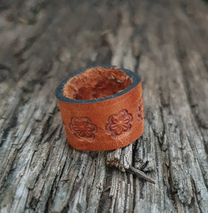 GENUINE LEATHER RING- 000206R